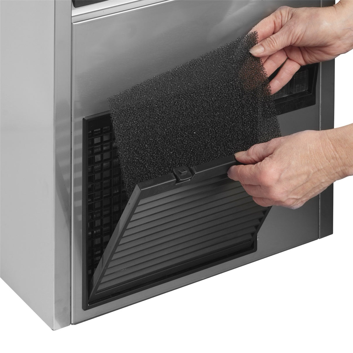 Tefcold Ice Maker Stainless Steel 37kg/24hr Output 16kg Storage - TC37 Ice Machines Tefcold