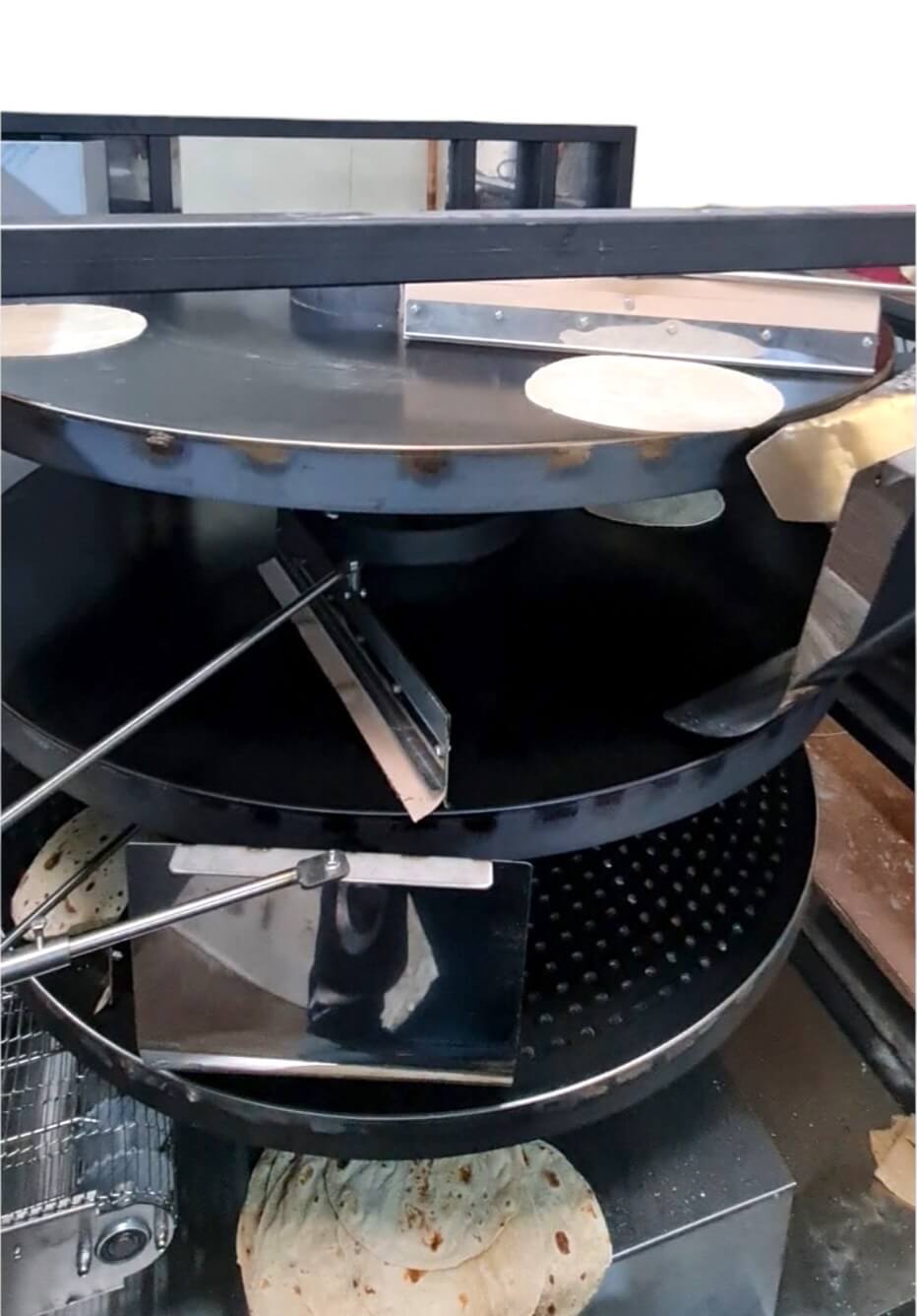 Rotoquip Commercial Automatic Chapati Machine 3 Tier Gas Disc Oven 700 pcs/Hr - RACM-1 Indian Chapati Machines Rotoquip