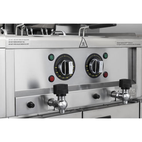 Buffalo 600 Series Twin Tank Electric Fryer 2 x 8Ltr - CU477 Countertop Electric Fryers Buffalo