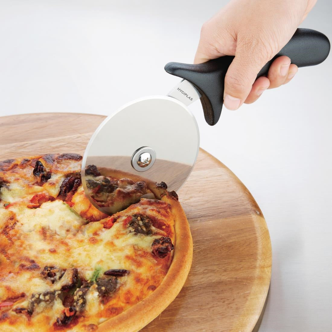 Hygiplas Pizza Wheel Black 4" - D396 Hygiplas