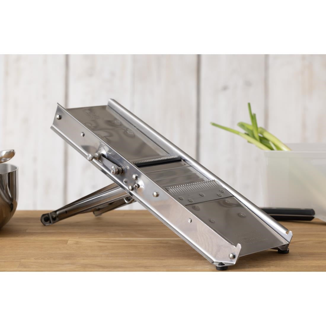 Bron Mandoline - D454 Bron