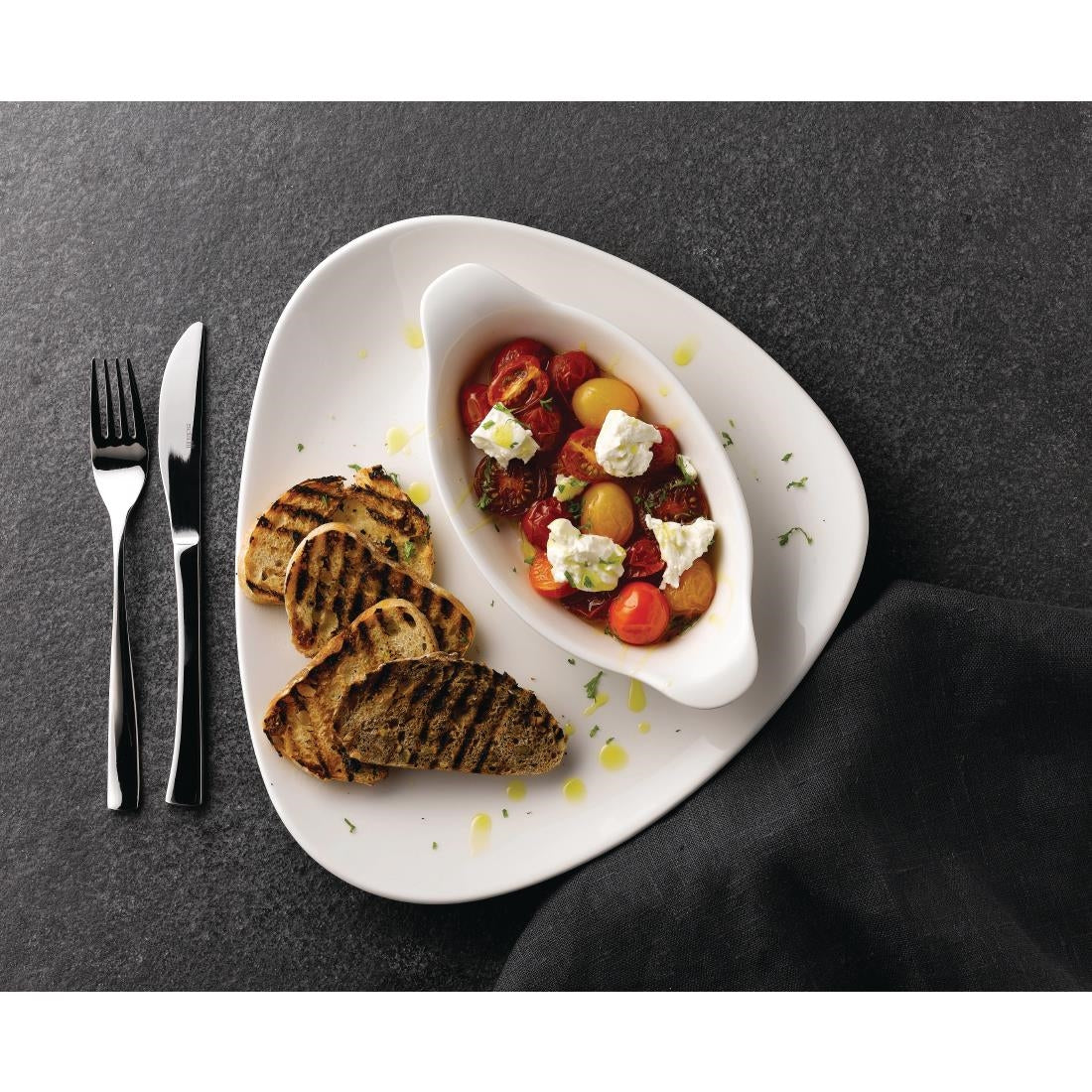 Churchill Lotus Triangular Plates White 350mm (Pack of 6) - DA626 Plates Churchill