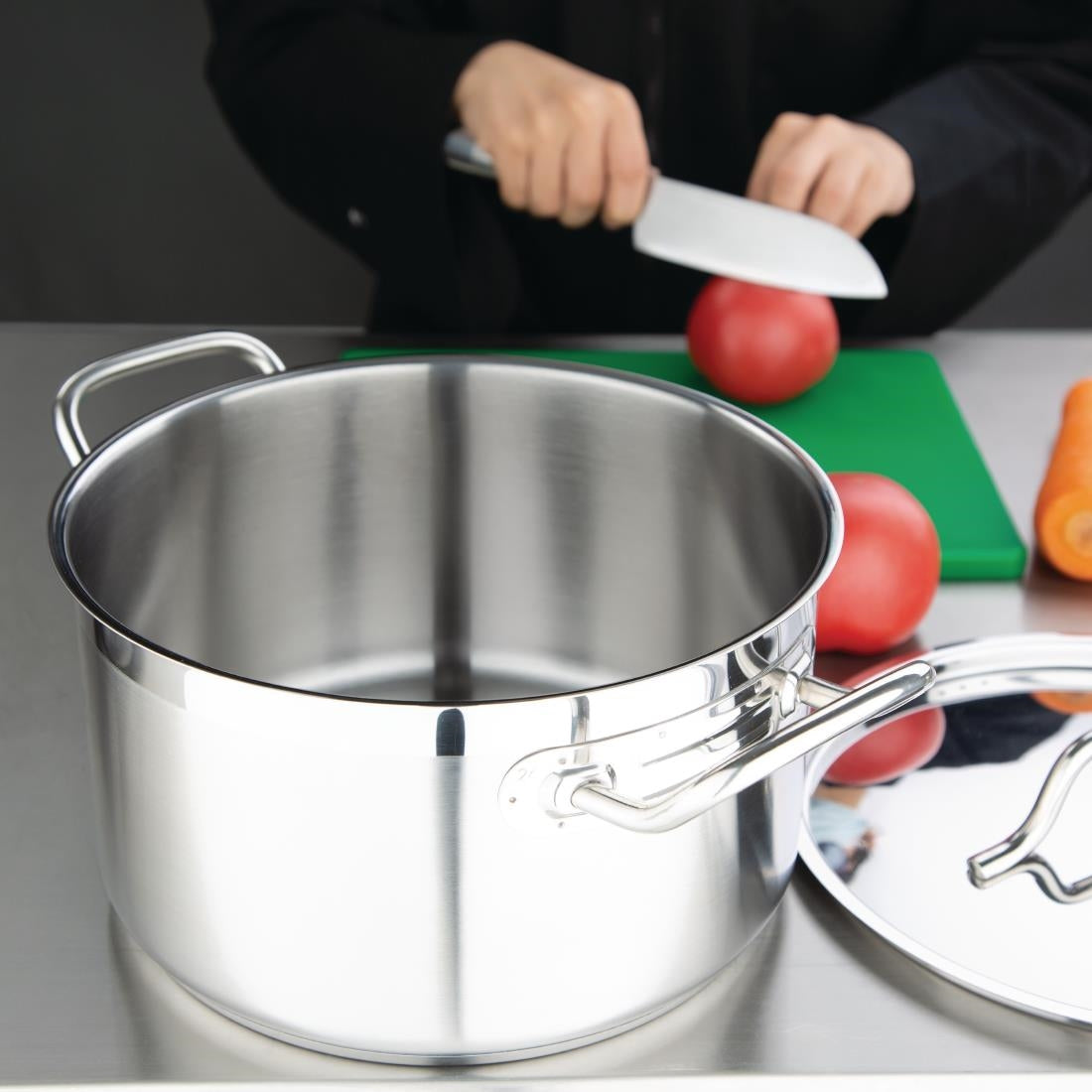 Nisbets Essentials Stainless Steel Stew Pot With Lid 24cm - DB254 Casserole & Stew Pans Nisbets Essentials