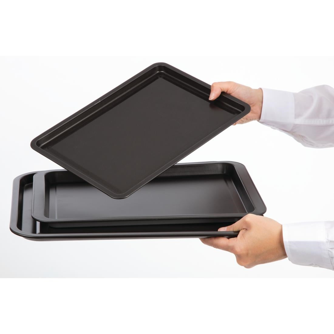 Nisbets Essentials Non Stick Baking Trays (Pack of 3) - DW097 Baking Trays, Sheets & Pans Nisbets Essentials