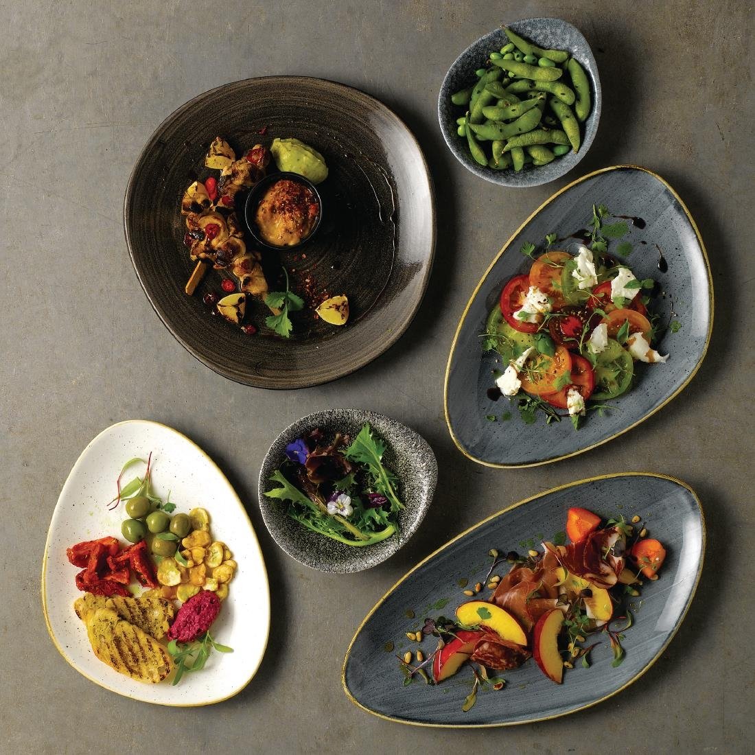 Churchill Stonecast Patina Round Trace Plates Iron Black 264mm (Pack of 12) - DY902 Plates Churchill