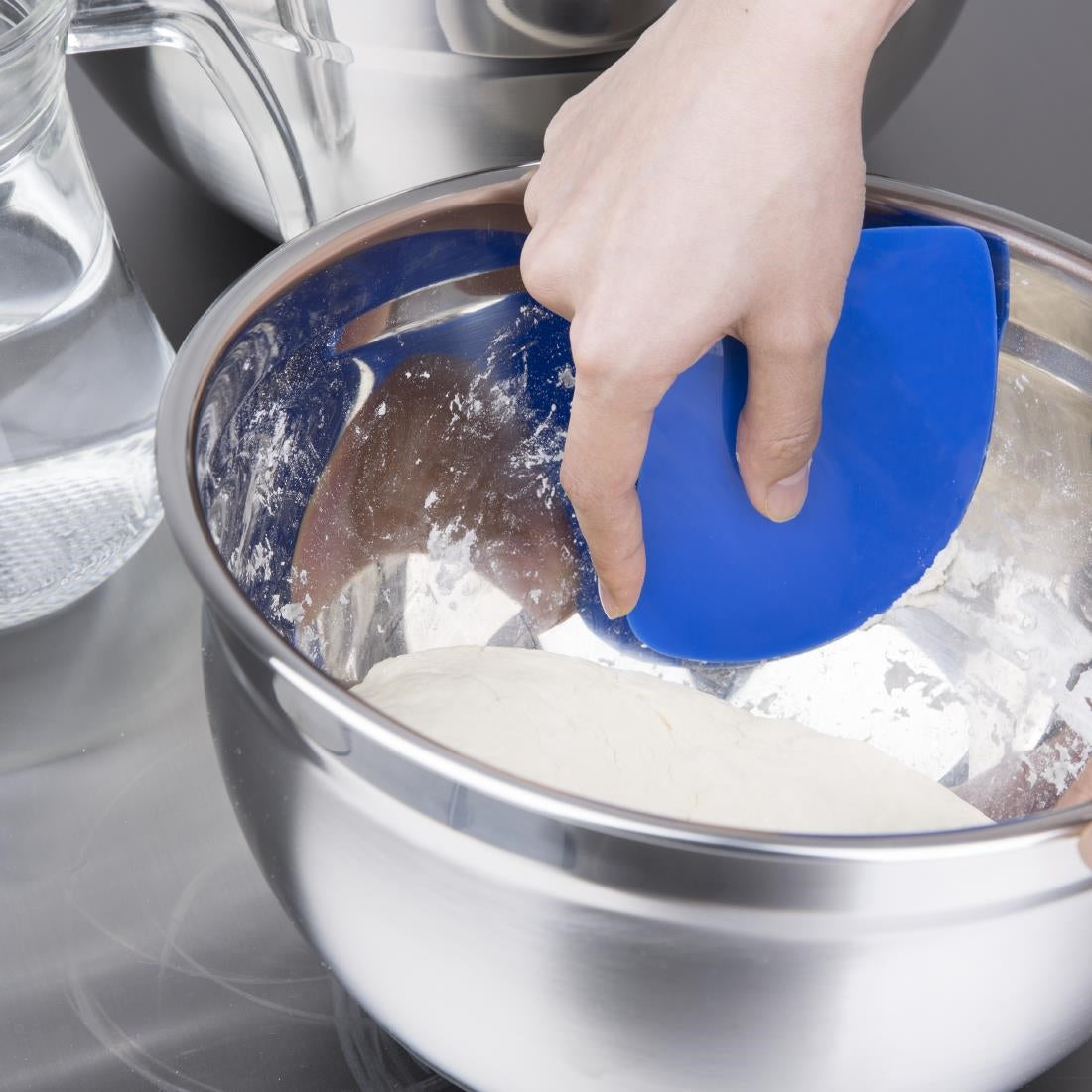 Vogue Plain Plastic Dough Scraper - E401 Vogue