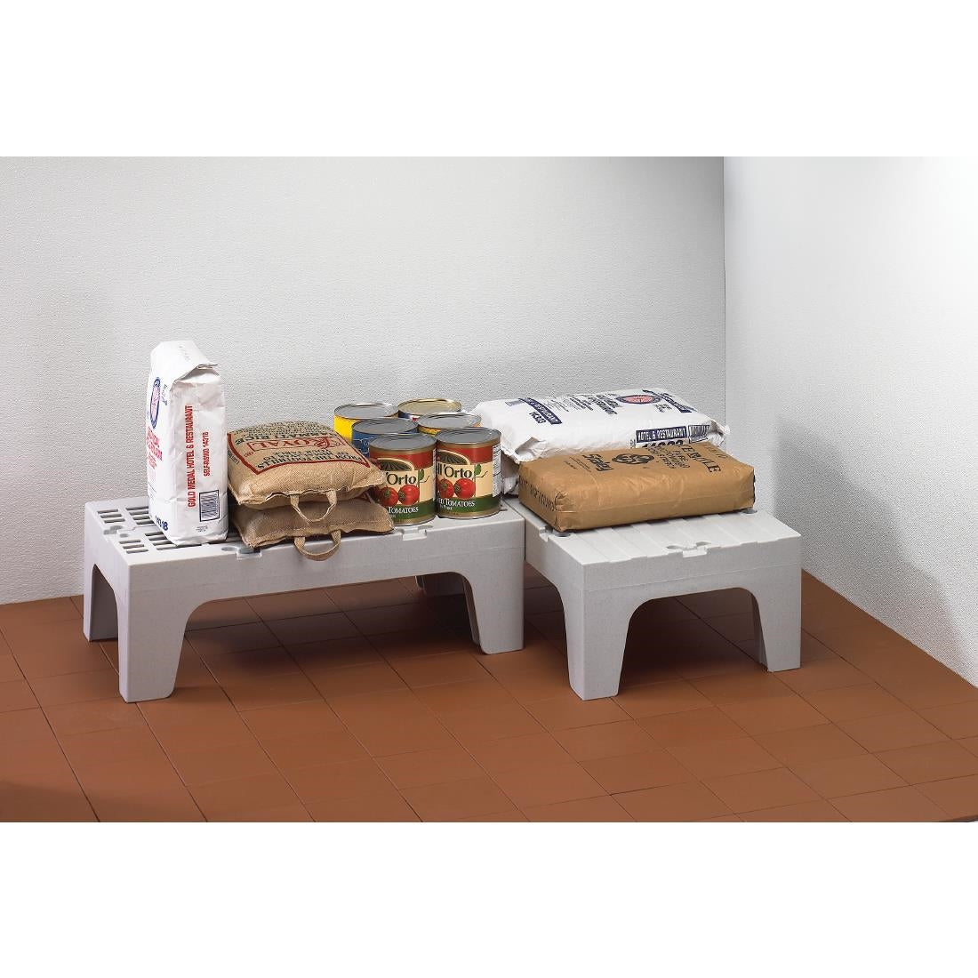 Cambro Dunnage Rack 300 x 533 x 915mm - FE720 Cambro