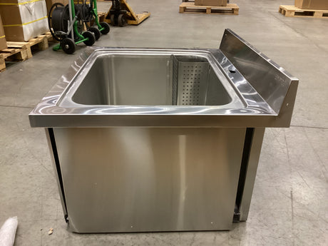 Empire Single Pot Wash Sink – Stainless Steel Catering Sink with Undershelf | PW-800-CB-1 - Graded Item Pot Wash Sinks Empire