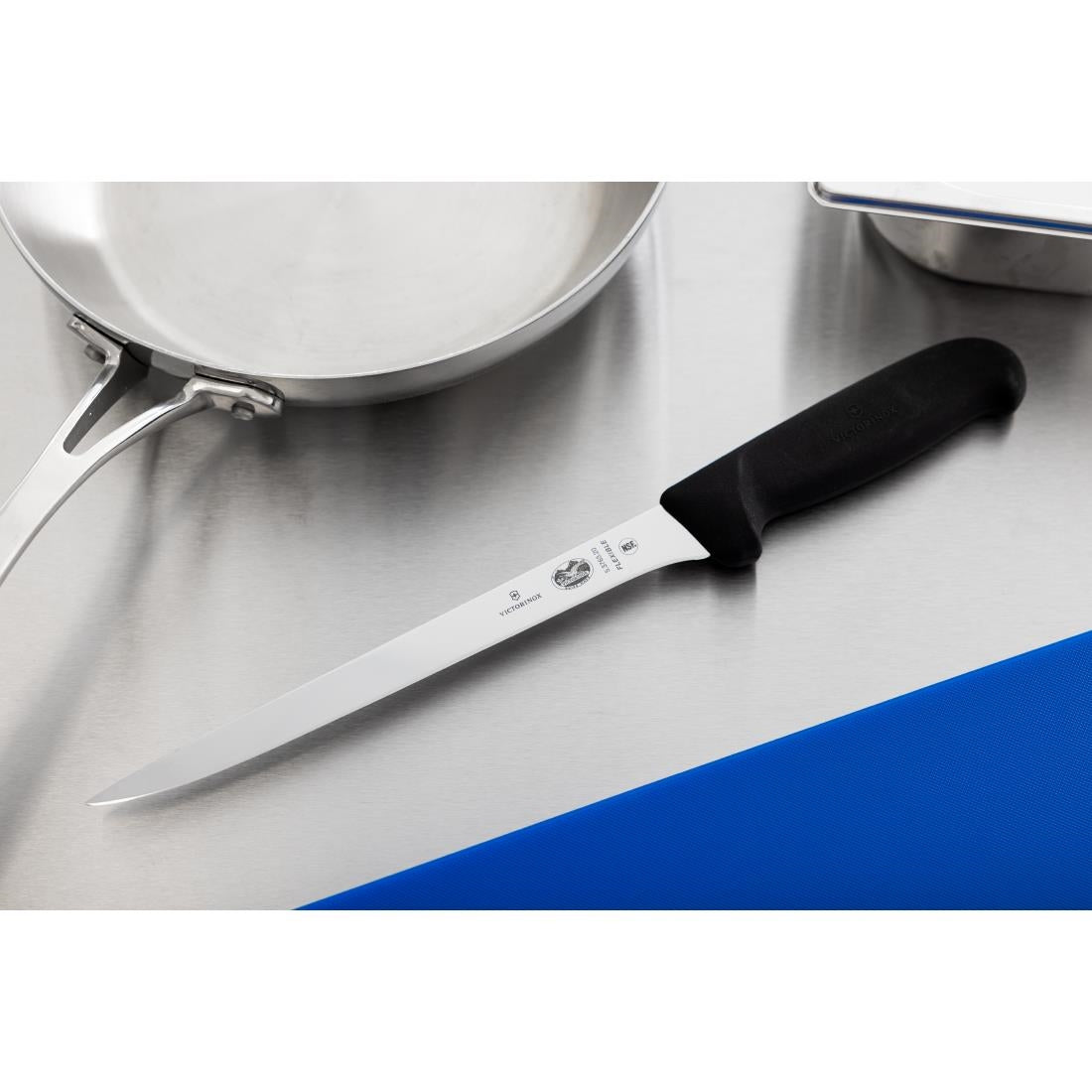 Victorinox Fibrox Filleting Knife Narrow Flexible Blade 20cm - CW456  Victorinox   