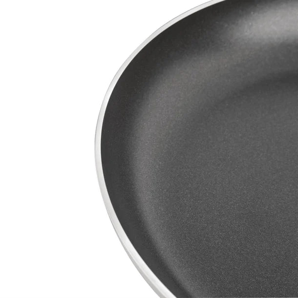 Nisbets Essentials Aluminium Non-Stick Teflon Frying Pan 24cm | HX968 Nisbets Essentials