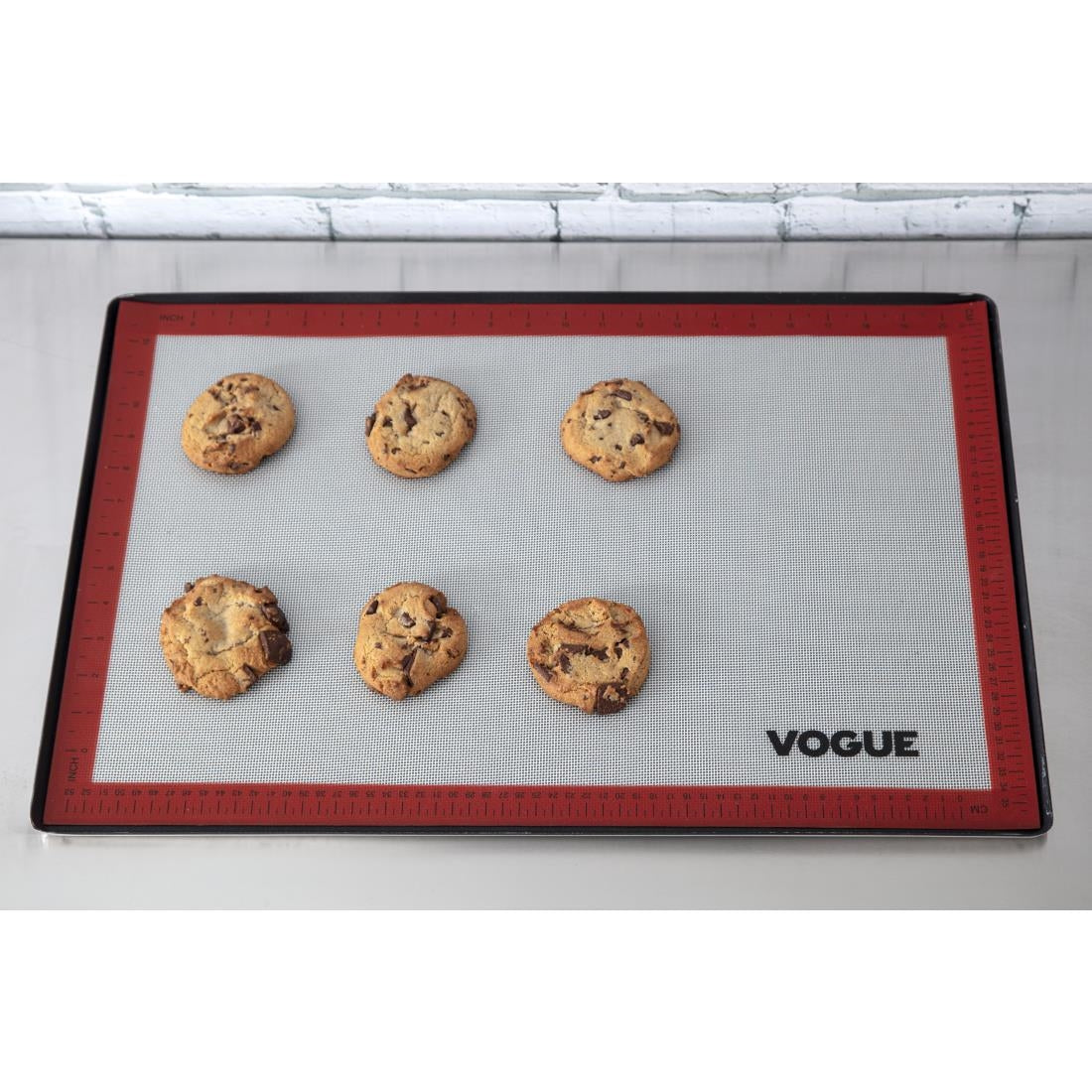 Vogue Non-Stick Silicone Baking Mat 585 x 385mm - E687  Vogue   