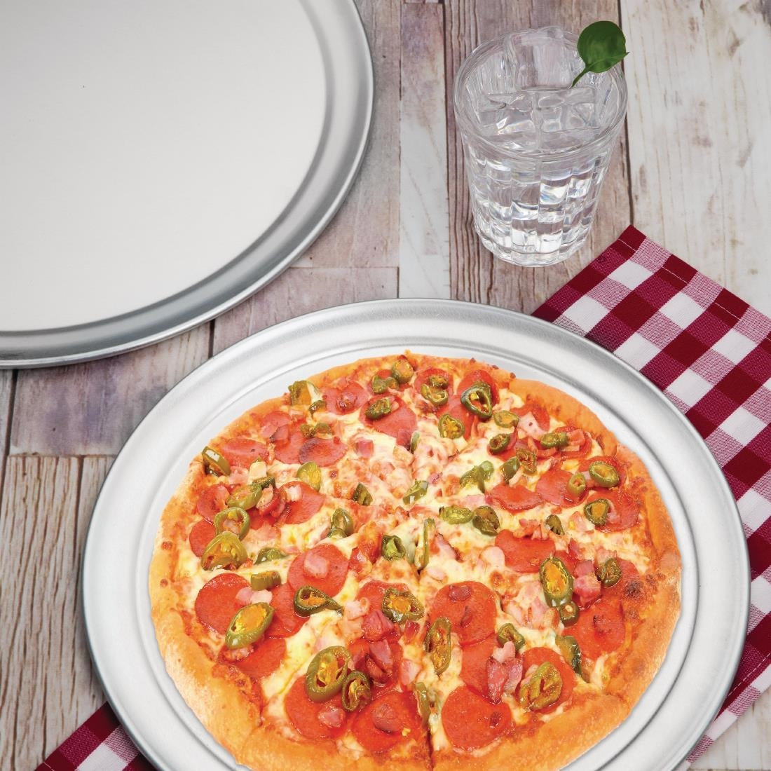 Vogue Aluminium Pizza Tray 14in - F009  Vogue   