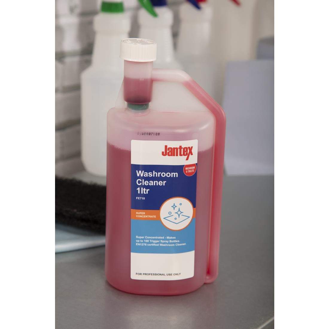 Jantex Washroom Cleaner Super Concentrate 1Ltr - FE718  Jantex   