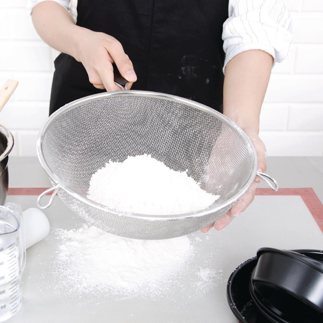 Vogue Heavy Duty Sieve 260mm - FE744  Vogue   