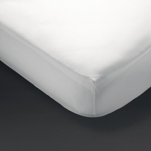 Mitre Comfort Percale Fitted Sheet White King Size - GT801  Mitre Comfort   