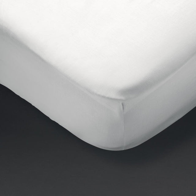 Mitre Essentials Pyramid Fitted Sheet White Super King - GT825  Mitre Essentials   