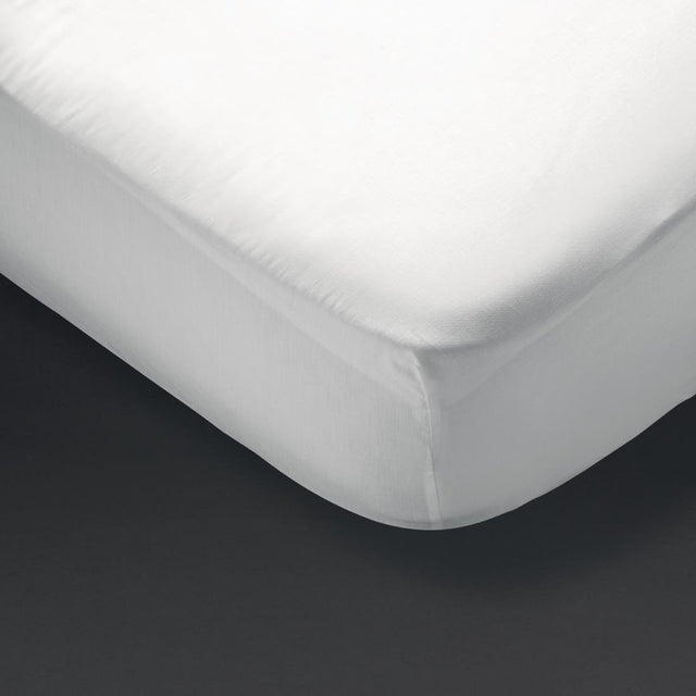 Mitre Essentials Spectrum Fitted Sheet White Super King - GT863  Mitre Essentials   