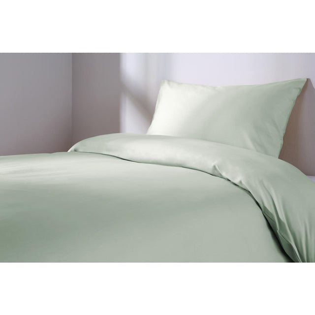 Mitre Essentials Spectrum Kick Pleat Valance Green Metric Single - GU161  Mitre Essentials   