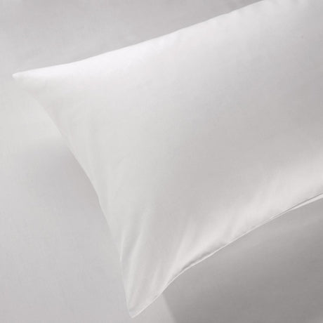 Mitre Essentials Supreme Flat Sheet White Single - GU353  Mitre Essentials   