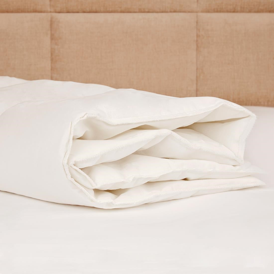 Mitre Essentials Snuggle Duvet Single - GU436  Mitre Essentials   