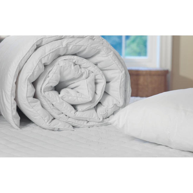 Mitre Essentials Hollo 12 Tog Duvet King - GU443  Mitre Essentials   